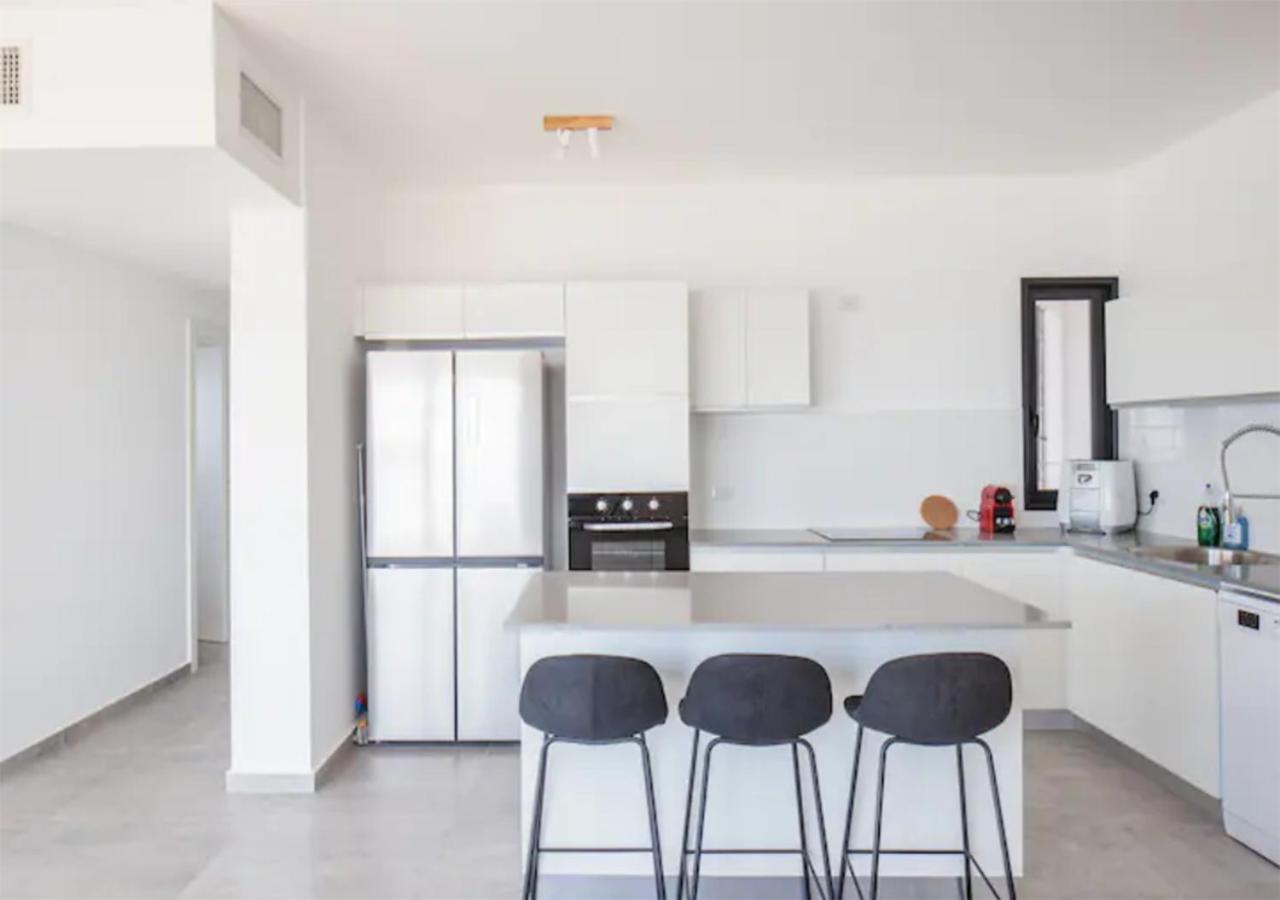 O&O Group- Magical 4Br Apt With Panoramic Sea View Бат-Ям Экстерьер фото