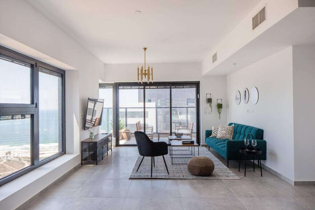 O&O Group- Magical 4Br Apt With Panoramic Sea View Бат-Ям Экстерьер фото